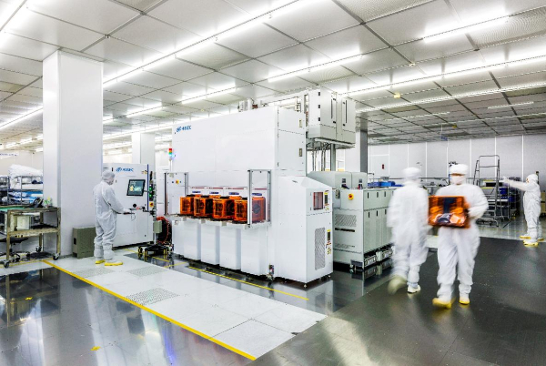 向“新”而行 中國人壽科技金融助力新材料技術開發(fā)服務，推動科技產(chǎn)業(yè)金融良性互動