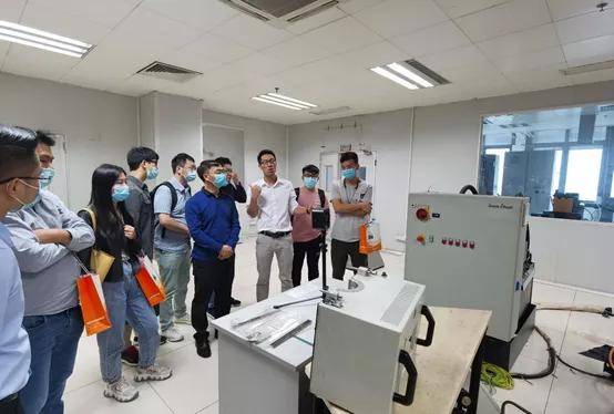 新材料技術開發(fā)服務再添創(chuàng)新動力 華為、美的等巨頭齊聚力學研討會，國高材自主研發(fā)測試系統(tǒng)首次亮相